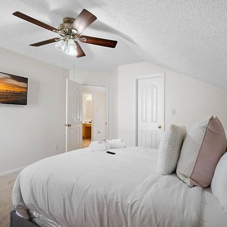 Cozy 4B 2 5B University Home King Beds Jacuzzi Σάρλοτ Εξωτερικό φωτογραφία